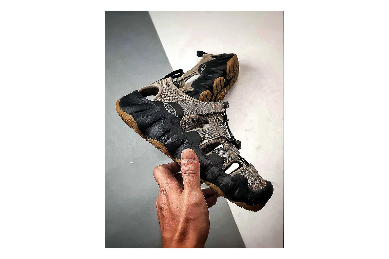KEEN Jasper Sandal Black Brown QC reference photo showing black brown suede-mesh upper, outdoor sandal shape, protective toe area, and rugged trail sole thumbnail 3