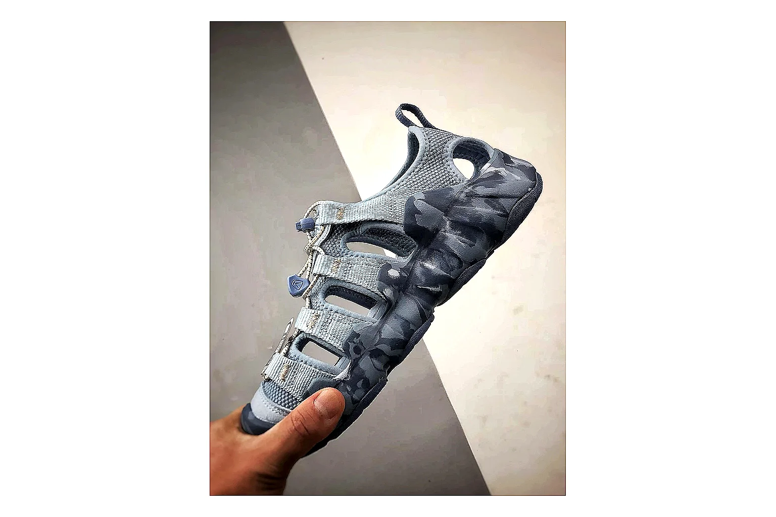 KEEN Jasper Sandal Blue Gray QC reference photo showing blue gray suede-mesh upper, outdoor sandal silhouette, protective toe area, and trail-casual sole