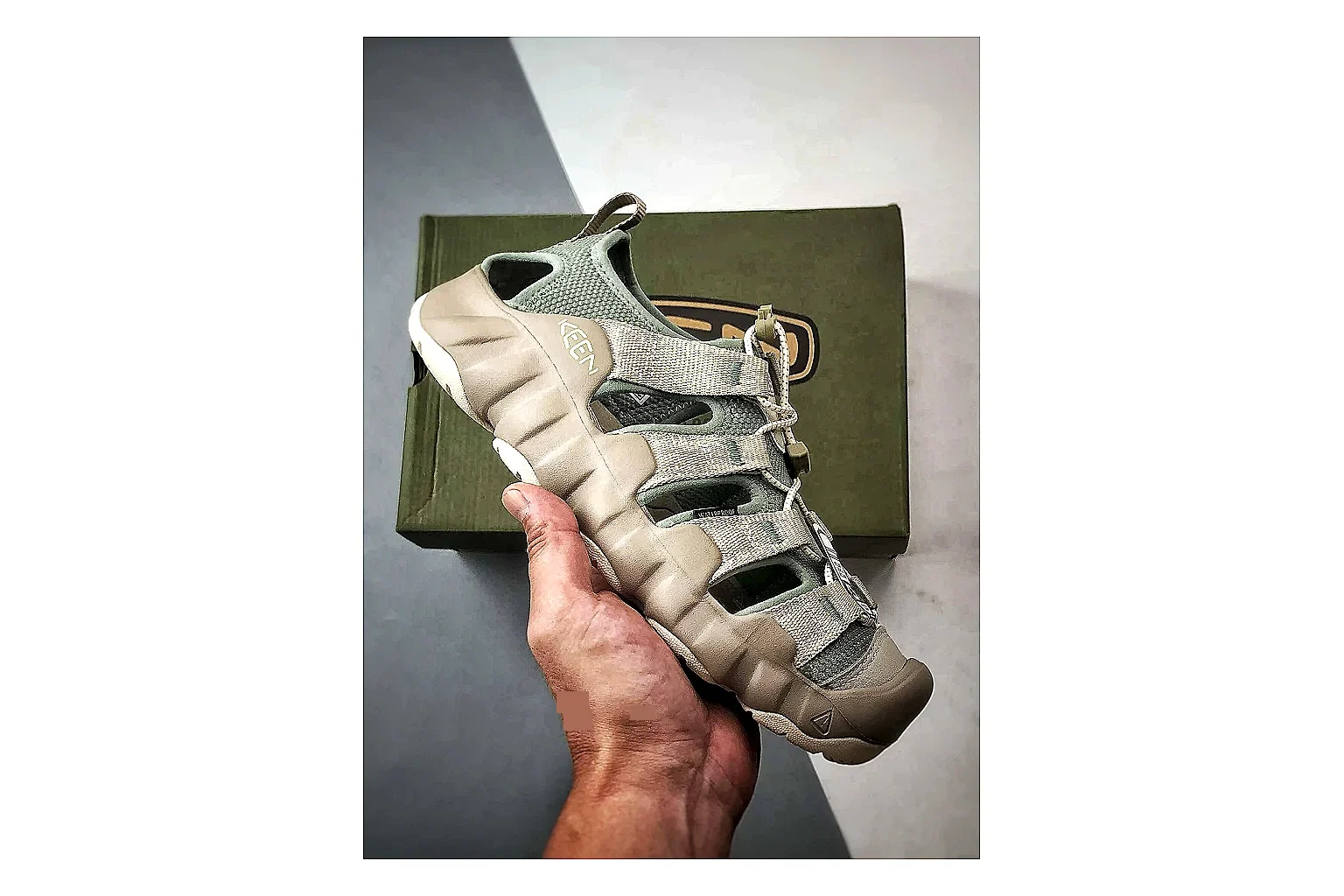 KEEN Jasper Sandal Gray Beige QC reference photo showing gray beige suede-mesh upper, protective toe area, sandal-style openings, and trail-ready sole