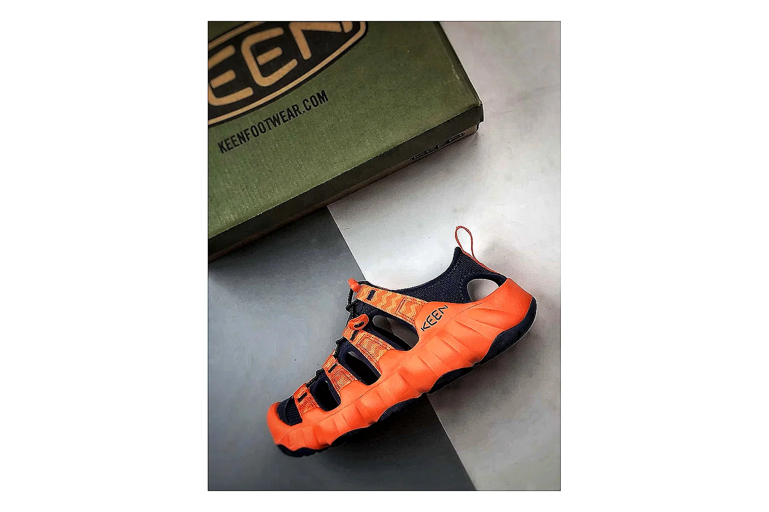KEEN Jasper Sandal Orange Black QC reference photo showing orange black suede-mesh upper, protective sandal structure, outdoor toe coverage, and rugged sole thumbnail 6