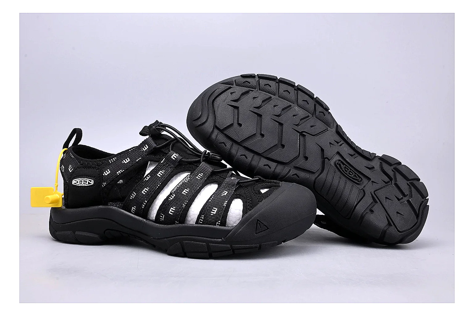 KEEN Zerraport Black Sandal QC photo showing black zerraport outdoor sandal with mixed upper and sandal shape thumbnail 4