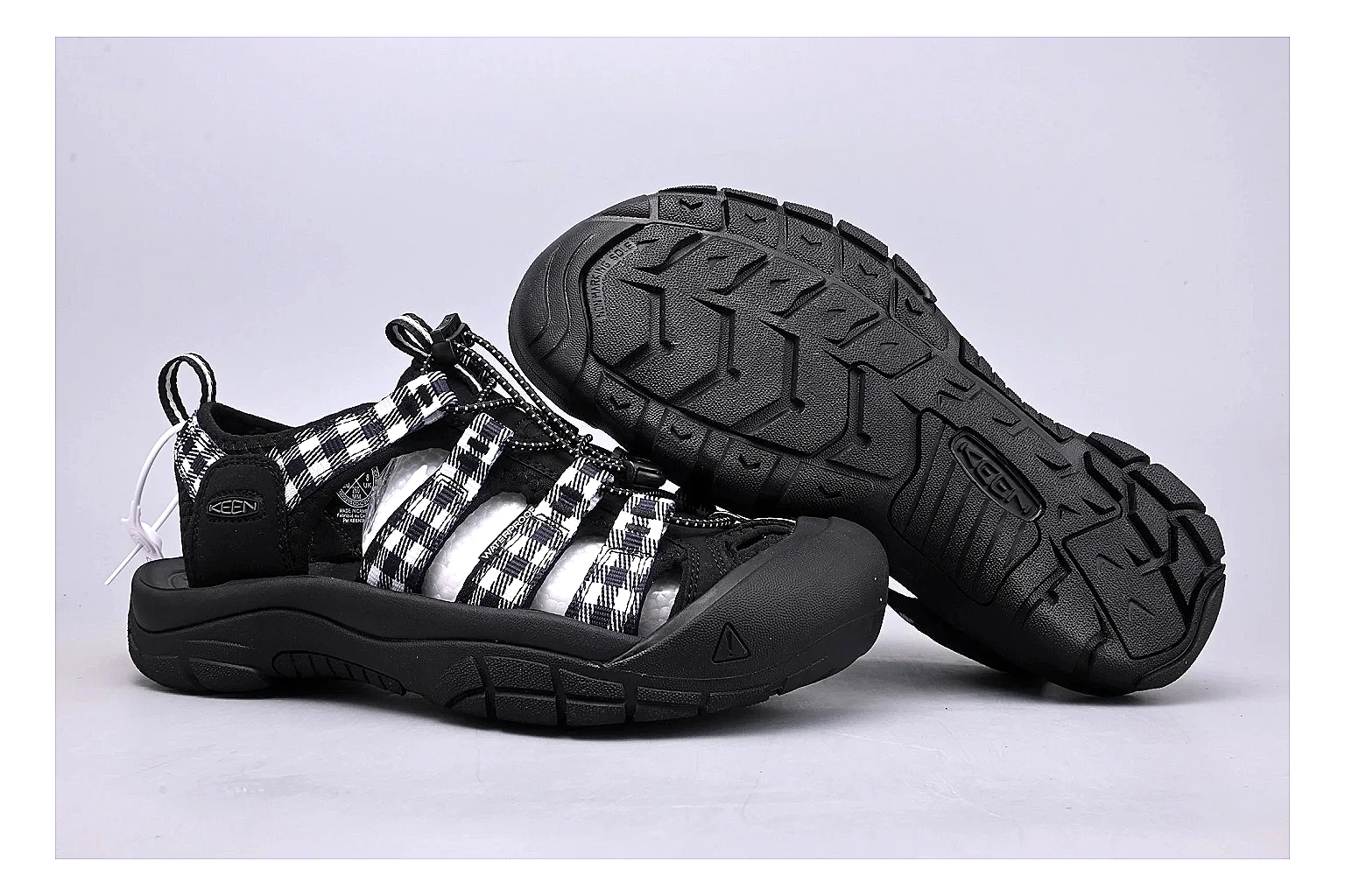 KEEN Zerraport Plaid Sandal QC photo showing white black plaid zerraport outdoor sandal with mixed upper and sandal shape thumbnail 4
