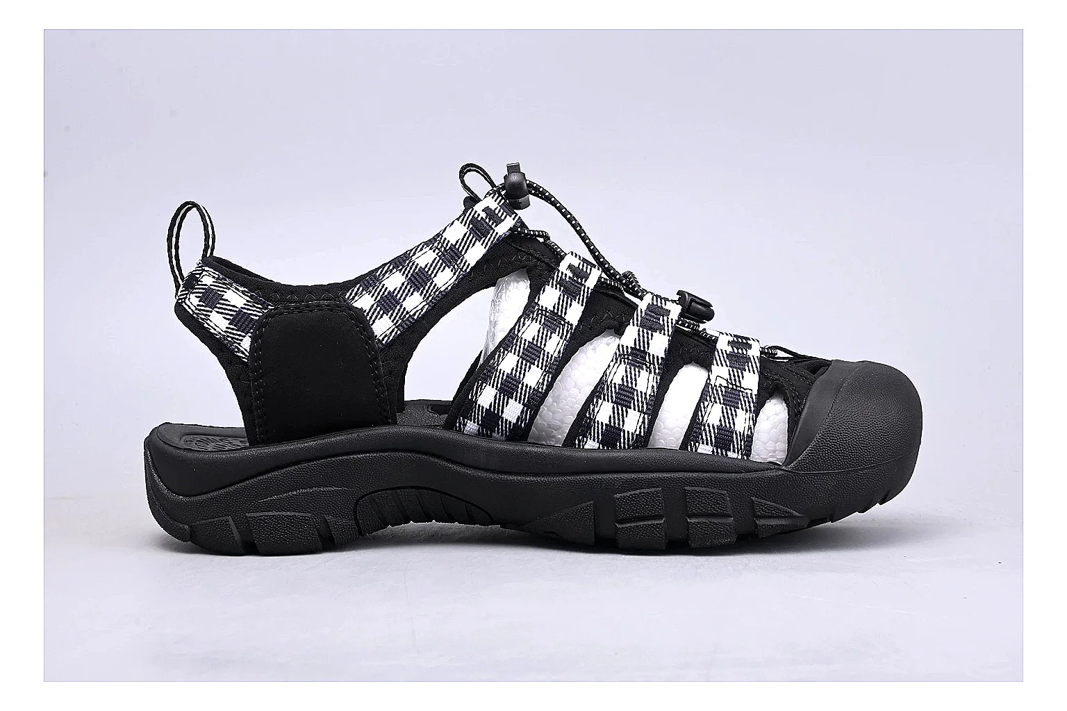 KEEN Zerraport Plaid Sandal QC photo showing white black plaid zerraport outdoor sandal with mixed upper and sandal shape thumbnail 5