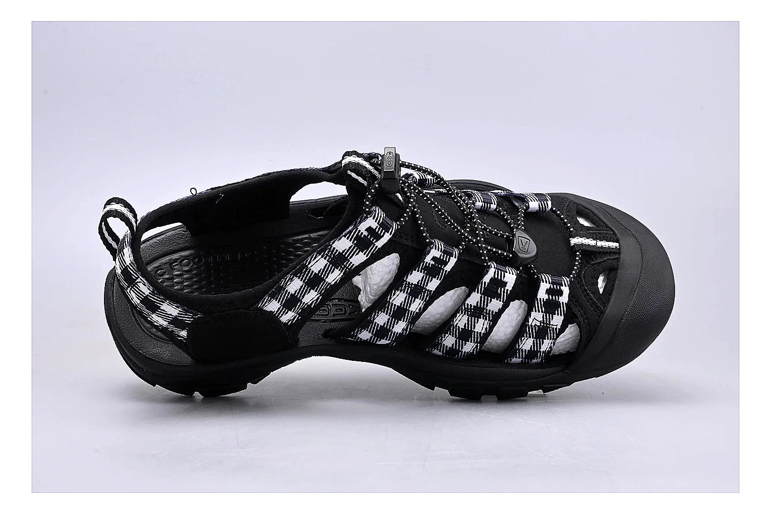 KEEN Zerraport Plaid Sandal QC photo showing white black plaid zerraport outdoor sandal with mixed upper and sandal shape thumbnail 6