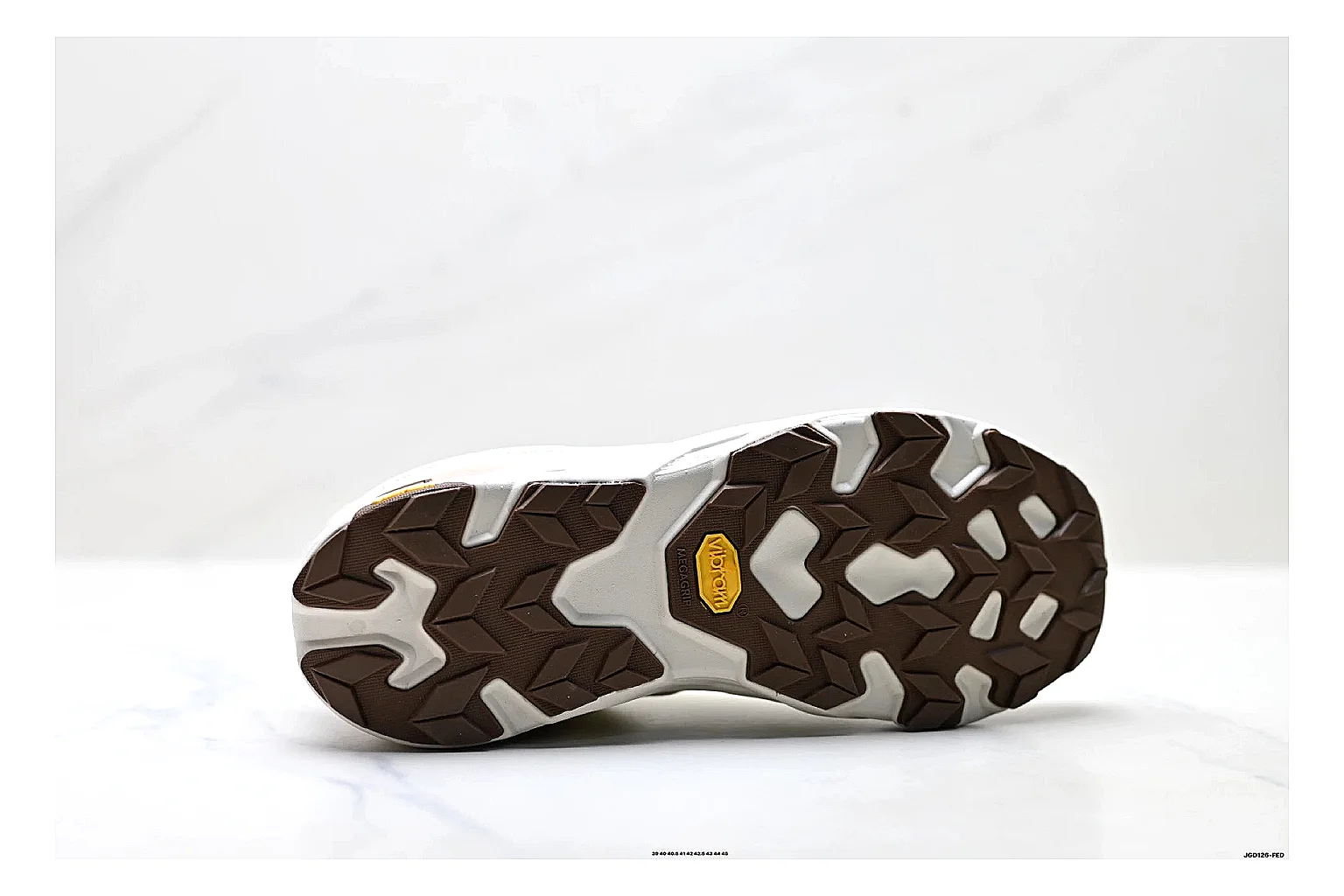 KOLON SPORT Krus V White Tan Sneakers QC photo reference showing white tan outdoor sneakers with mesh-leather texture, side-profile shape, upper panel lines, and outsole detail thumbnail 3