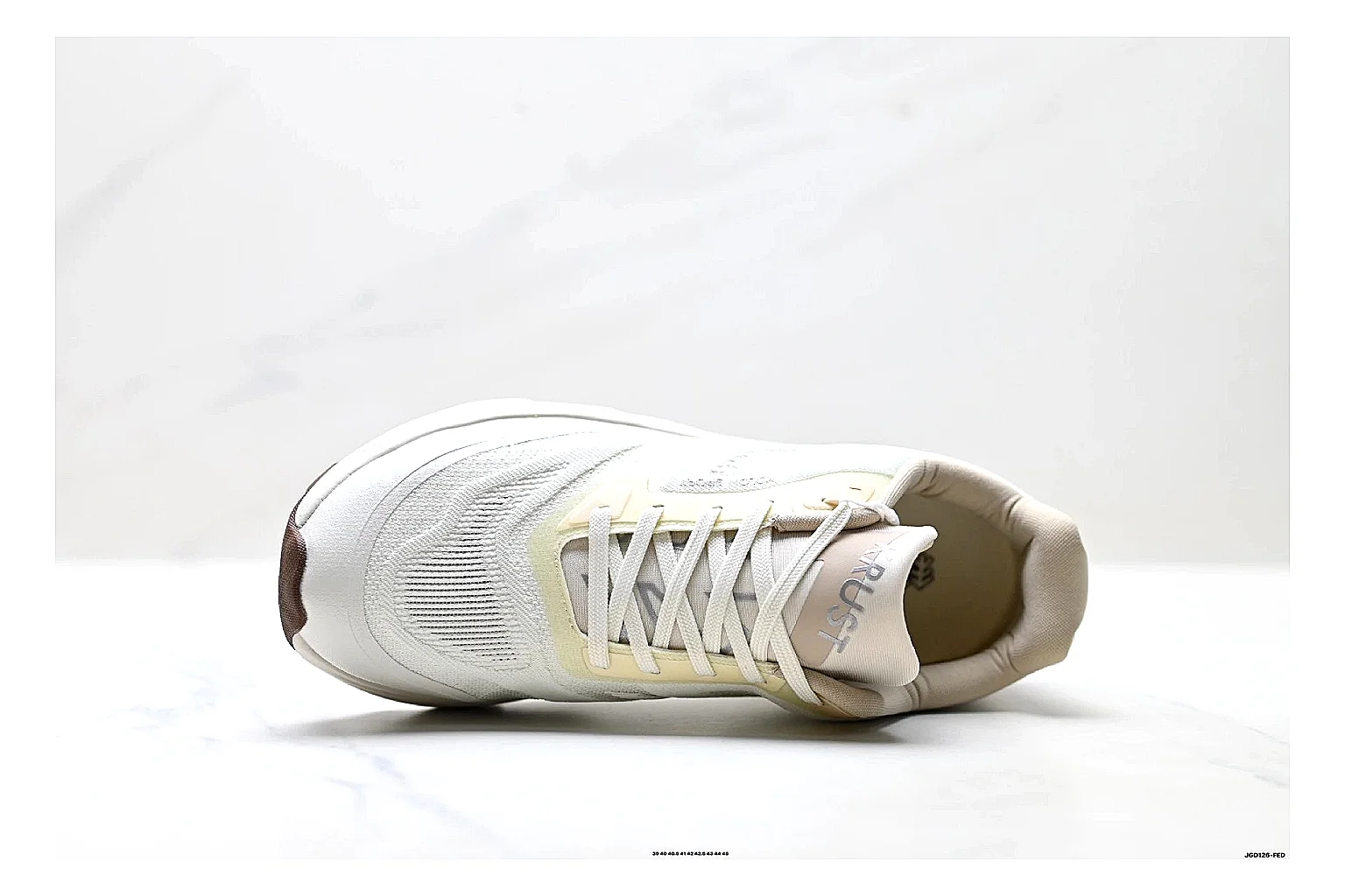 KOLON SPORT Krus V White Tan Sneakers QC photo reference showing white tan outdoor sneakers with mesh-leather texture, side-profile shape, upper panel lines, and outsole detail thumbnail 6