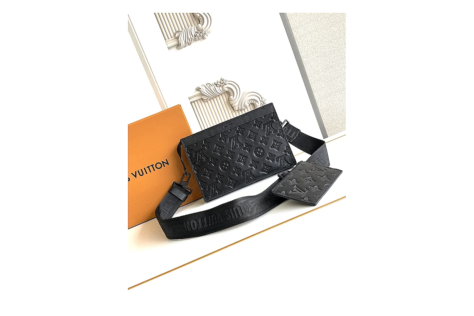 kakoqclab.com Louis Vuitton Black Monogram Tote Bag 0762 Black structured-tote product image thumbnail 6