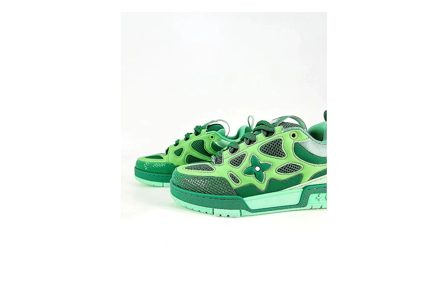 kakoqclab.com Louis Vuitton Trainer Low Green QC photo checklist six-photo gallery thumbnail 3