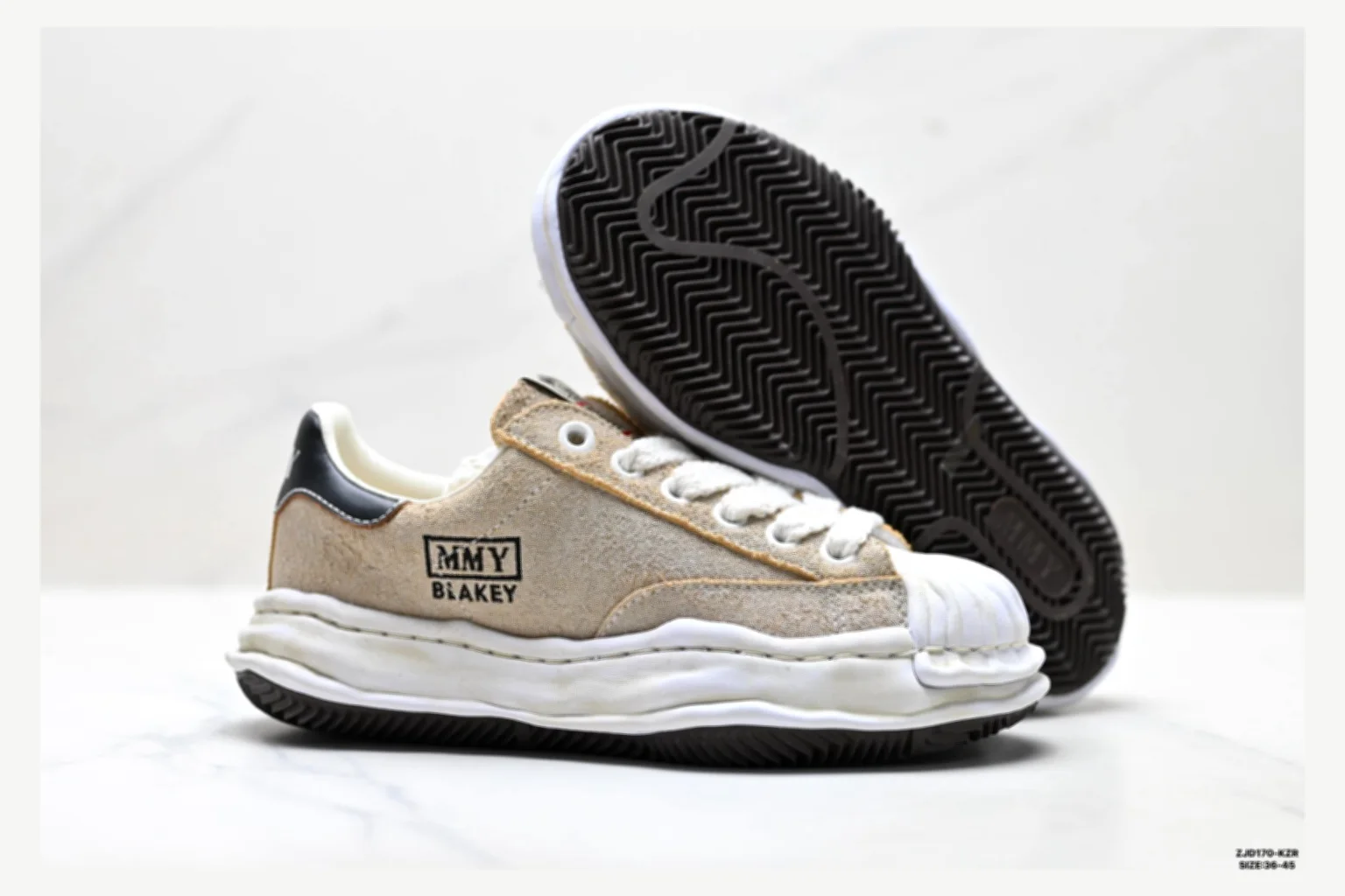 Maison Mihara Yasuhiro Blakey White Black Low Top QC photo reference SKU 1182167448 thumbnail 3
