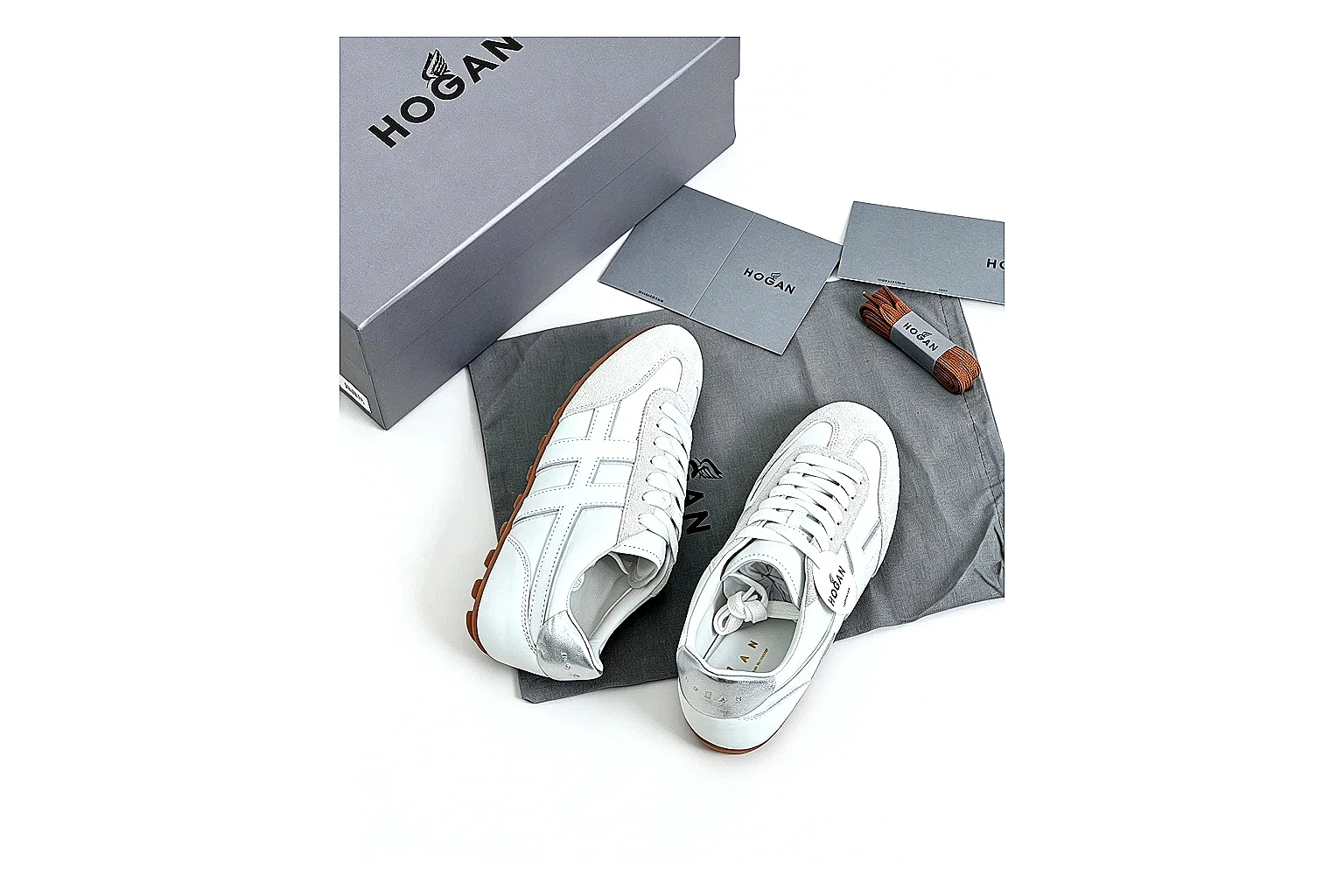 kakoqclab.com Miu Miu Logo Low White Gray QC photo checklist six-photo gallery thumbnail 3