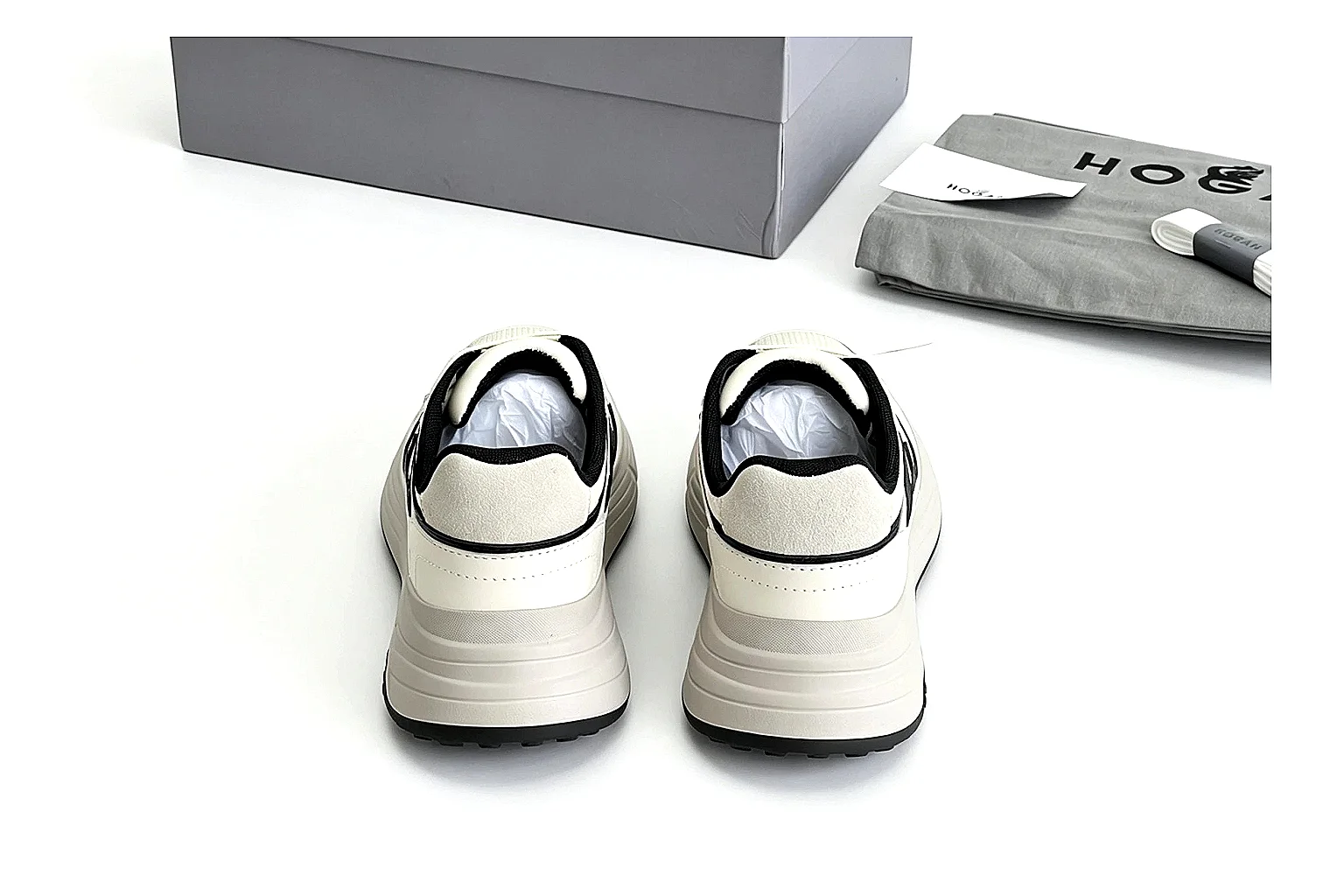kakoqclab.com Miu Miu Vintage Runner Cream Black QC photo checklist six-photo gallery thumbnail 4