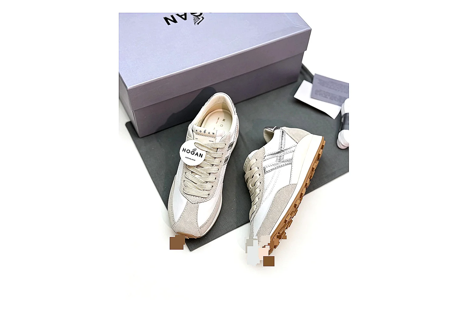 kakoqclab.com Miu Miu Vintage Runner Cream Silver QC photo checklist six-photo gallery thumbnail 2