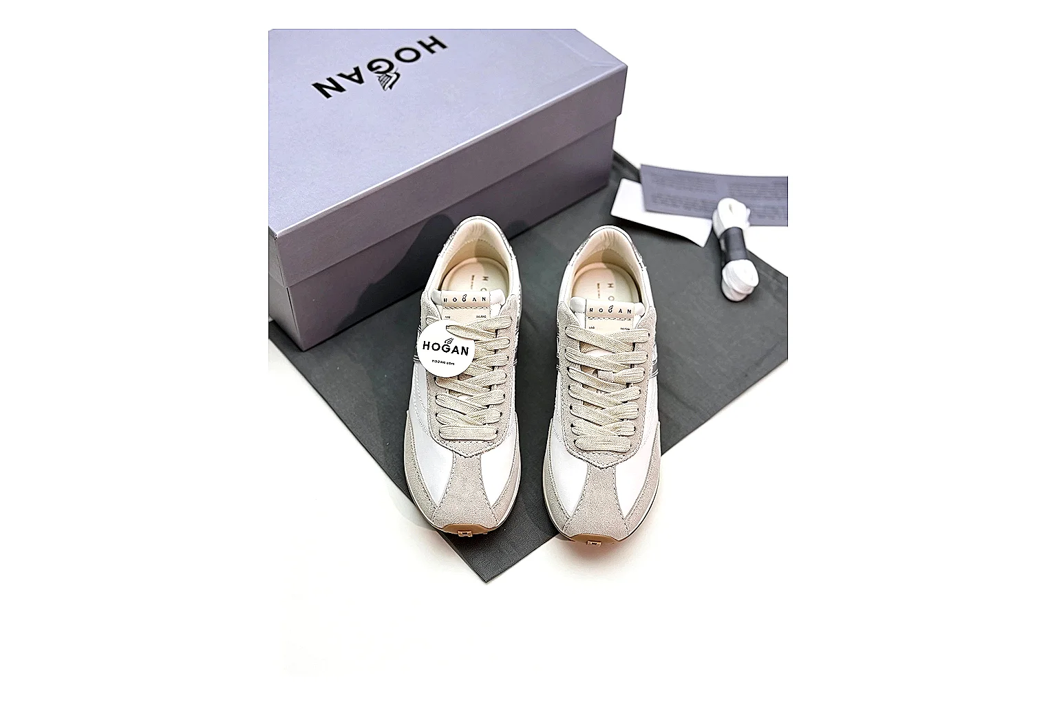 kakoqclab.com Miu Miu Vintage Runner Cream Silver QC photo checklist six-photo gallery thumbnail 6