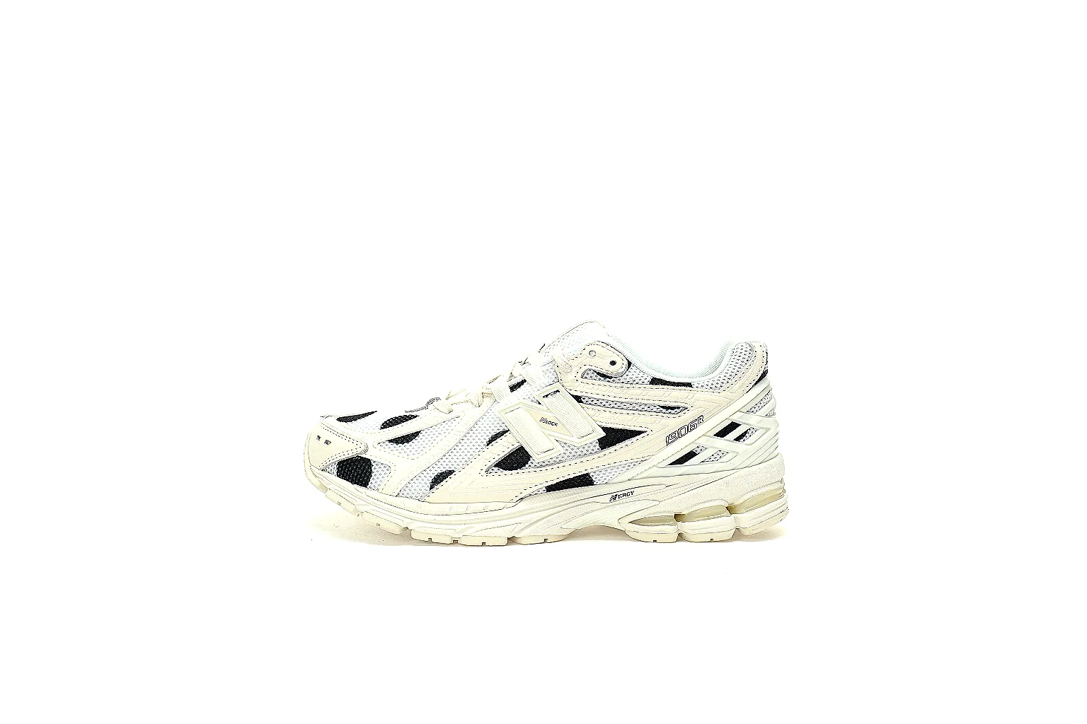 New Balance 1906R six-angle QC gallery with side, top, outsole and paired views thumbnail 2