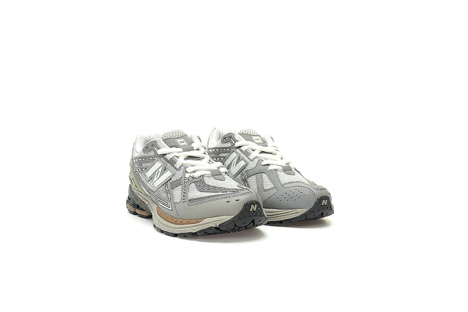 New Balance 1906R six-angle QC gallery with side top outsole and paired views thumbnail 4