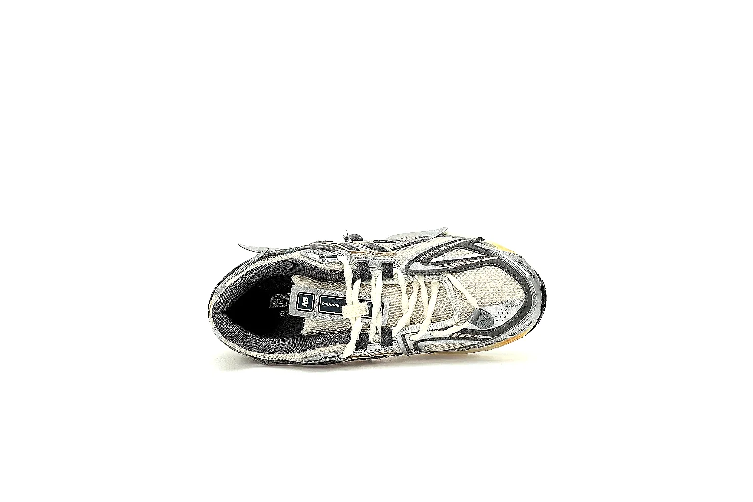 New Balance 1906R QC gallery showing outsole side top and paired front angles thumbnail 3