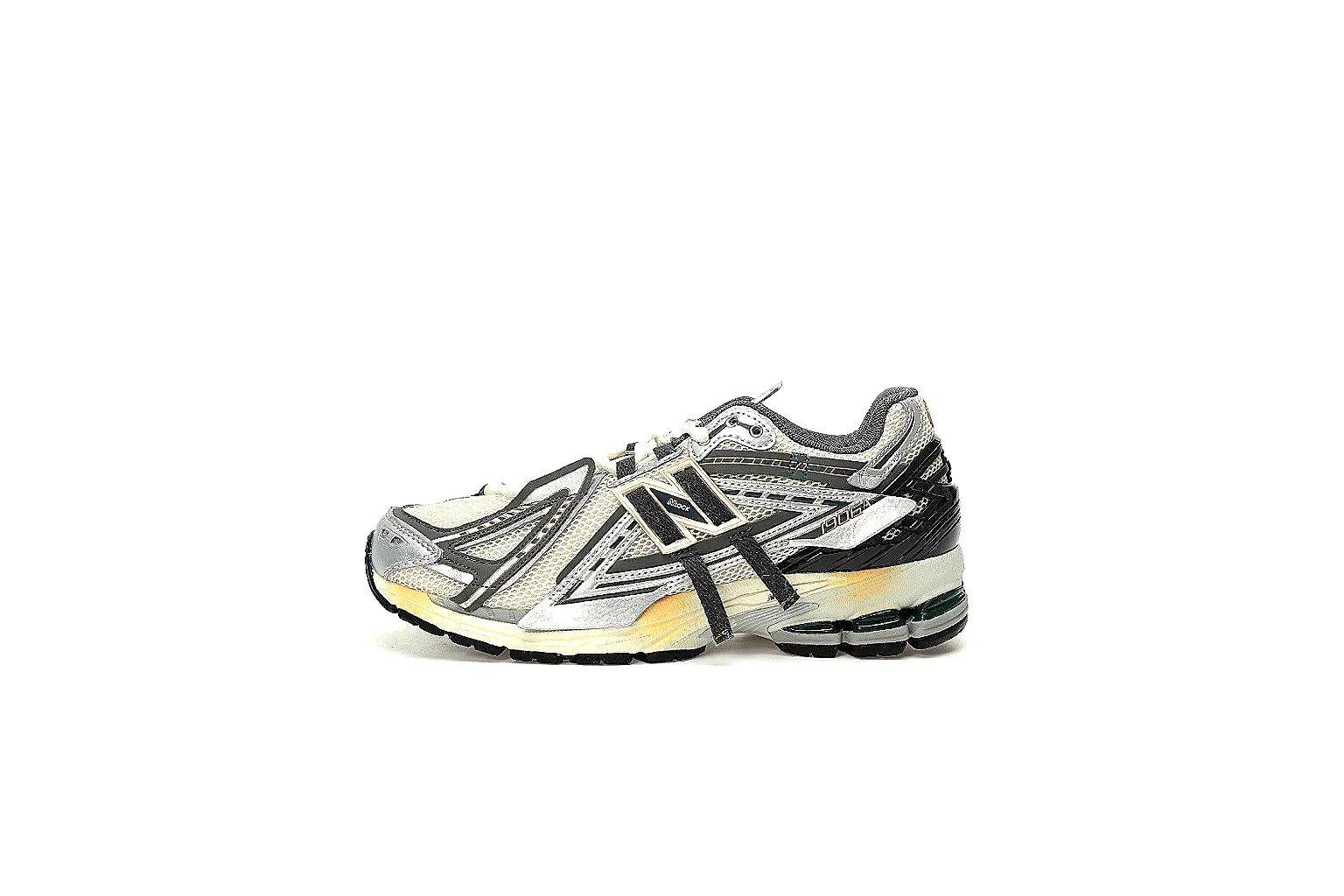 New Balance 1906R QC gallery showing outsole side top and paired front angles thumbnail 5