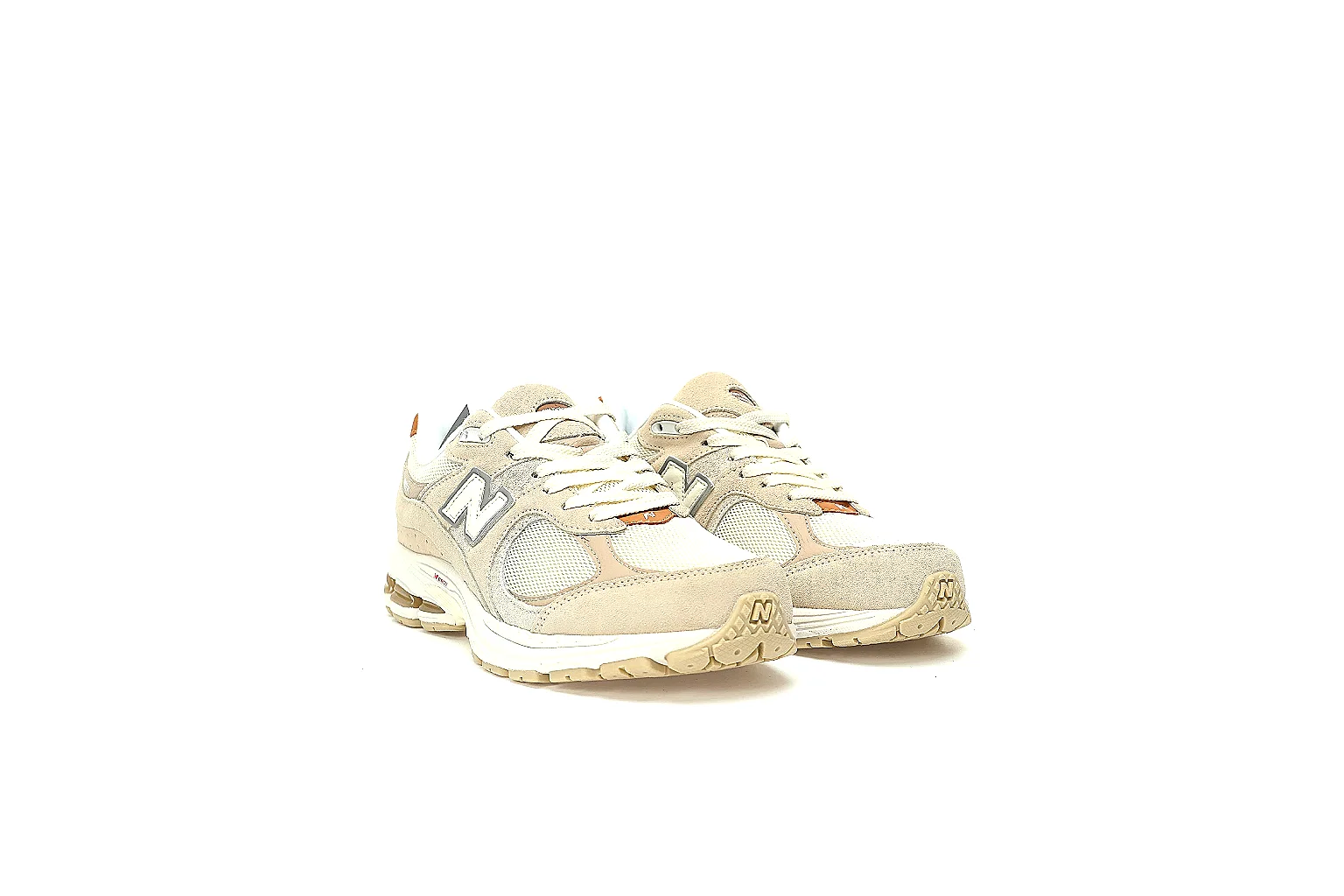 New Balance 2002R QC gallery with side, top, rear, outsole and paired views thumbnail 4