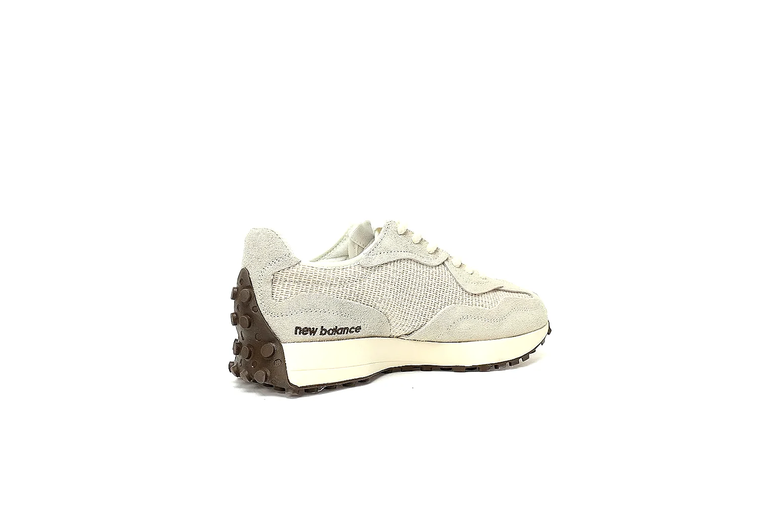 New Balance cream runner QC views showing upper stitching, logos and outsole lugs thumbnail 6