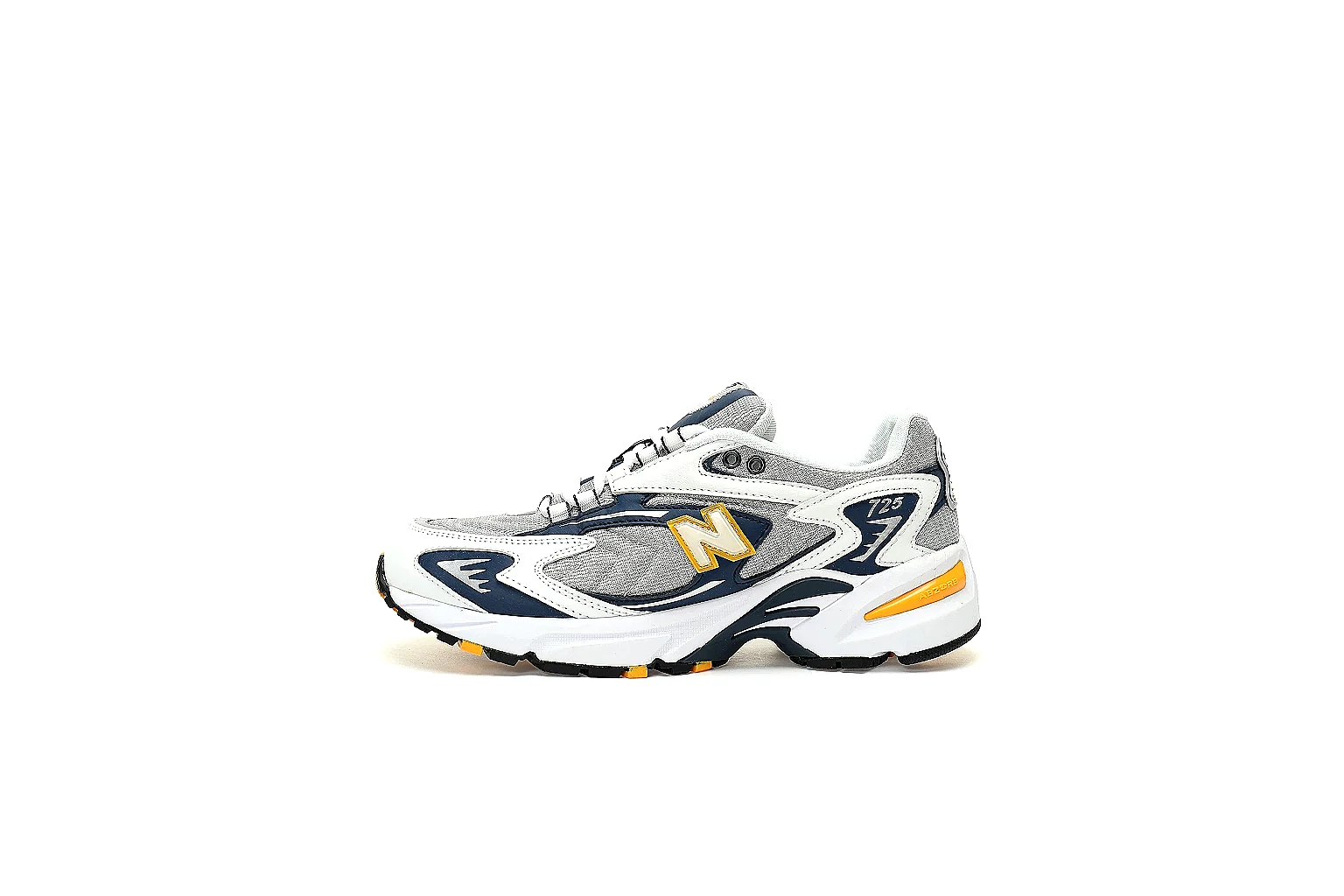 New Balance 725 lateral QC view with N logo, 725 badge and layered panels thumbnail 2