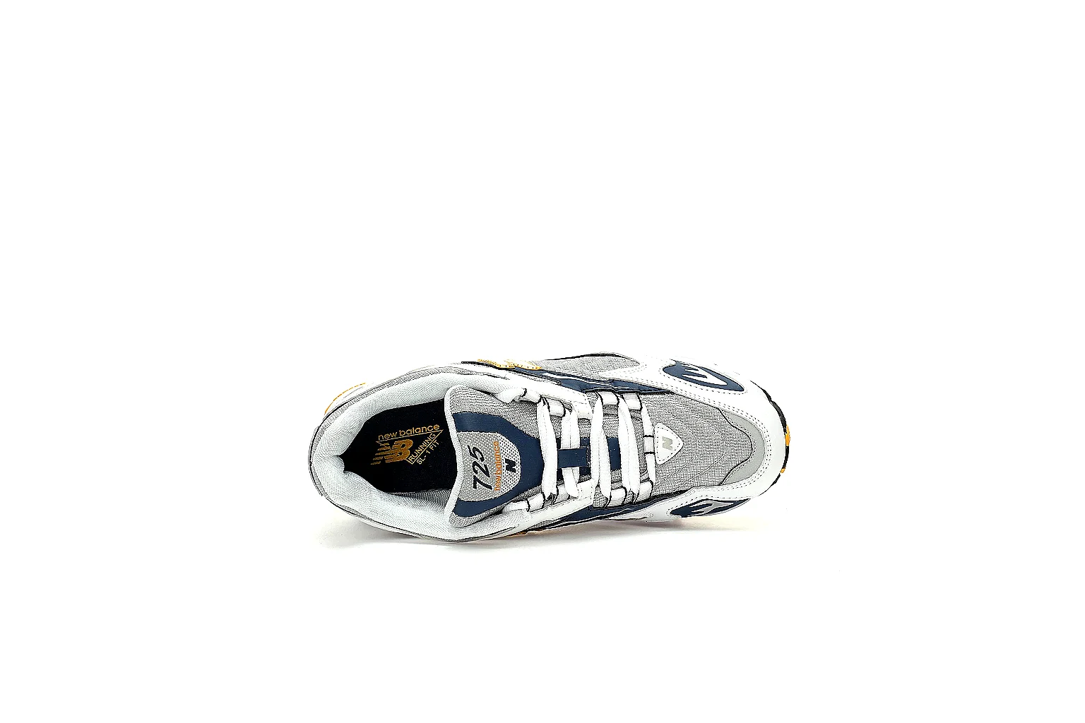 New Balance 725 lateral QC view with N logo, 725 badge and layered panels