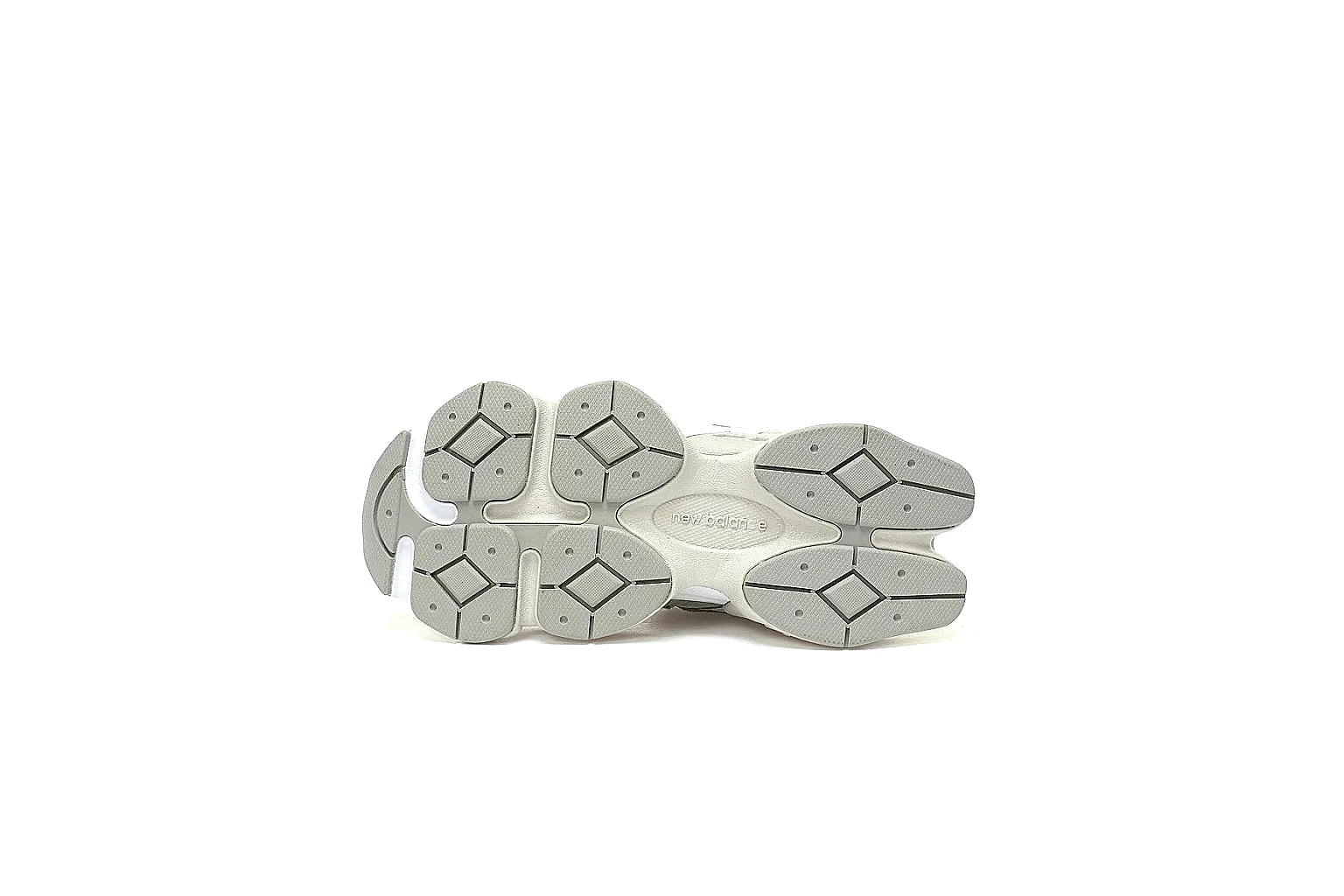 New Balance 9634 QC gallery showing grey runner side and outsole details thumbnail 3