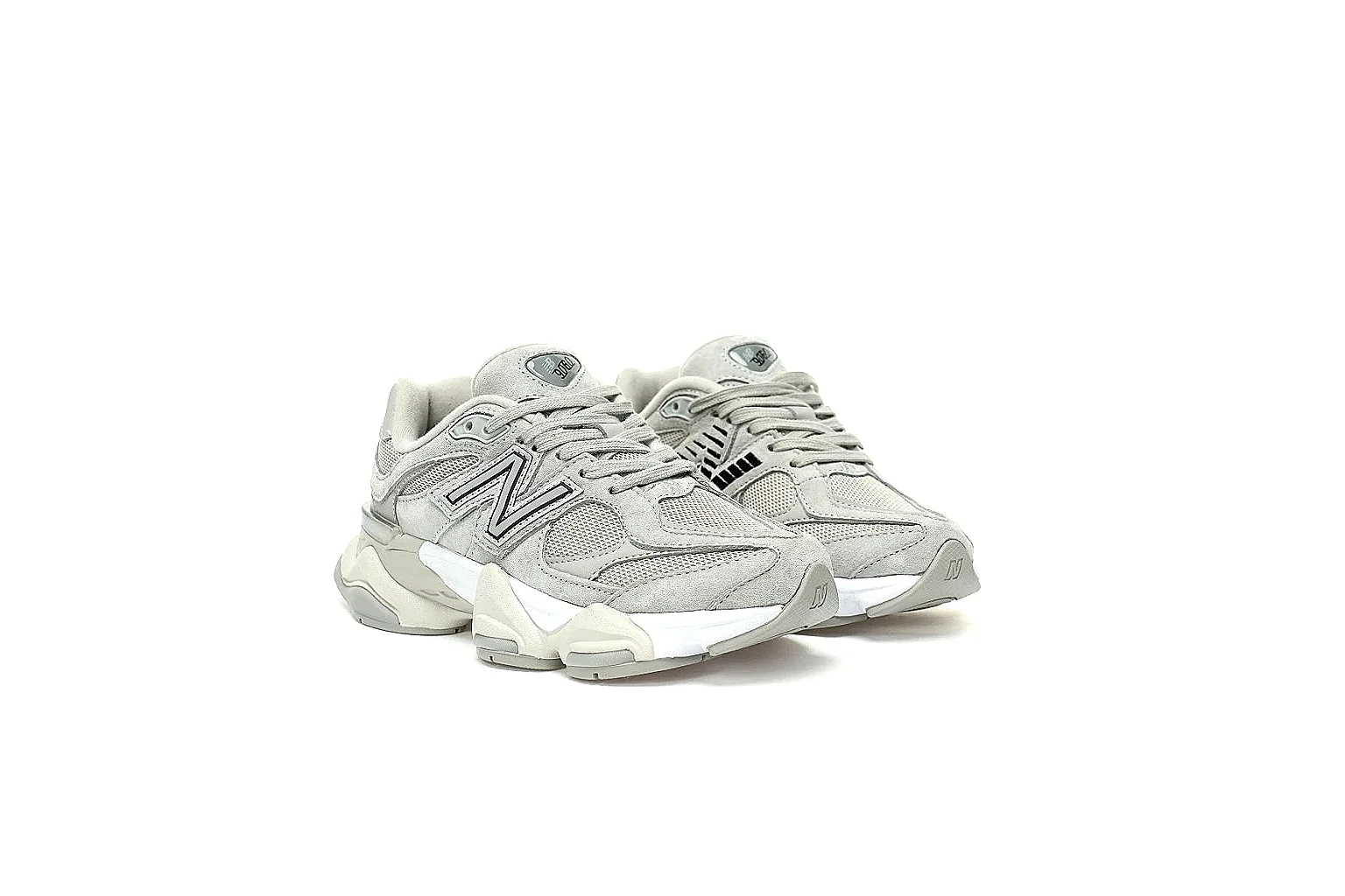 New Balance 9634 QC gallery showing grey runner side and outsole details thumbnail 4