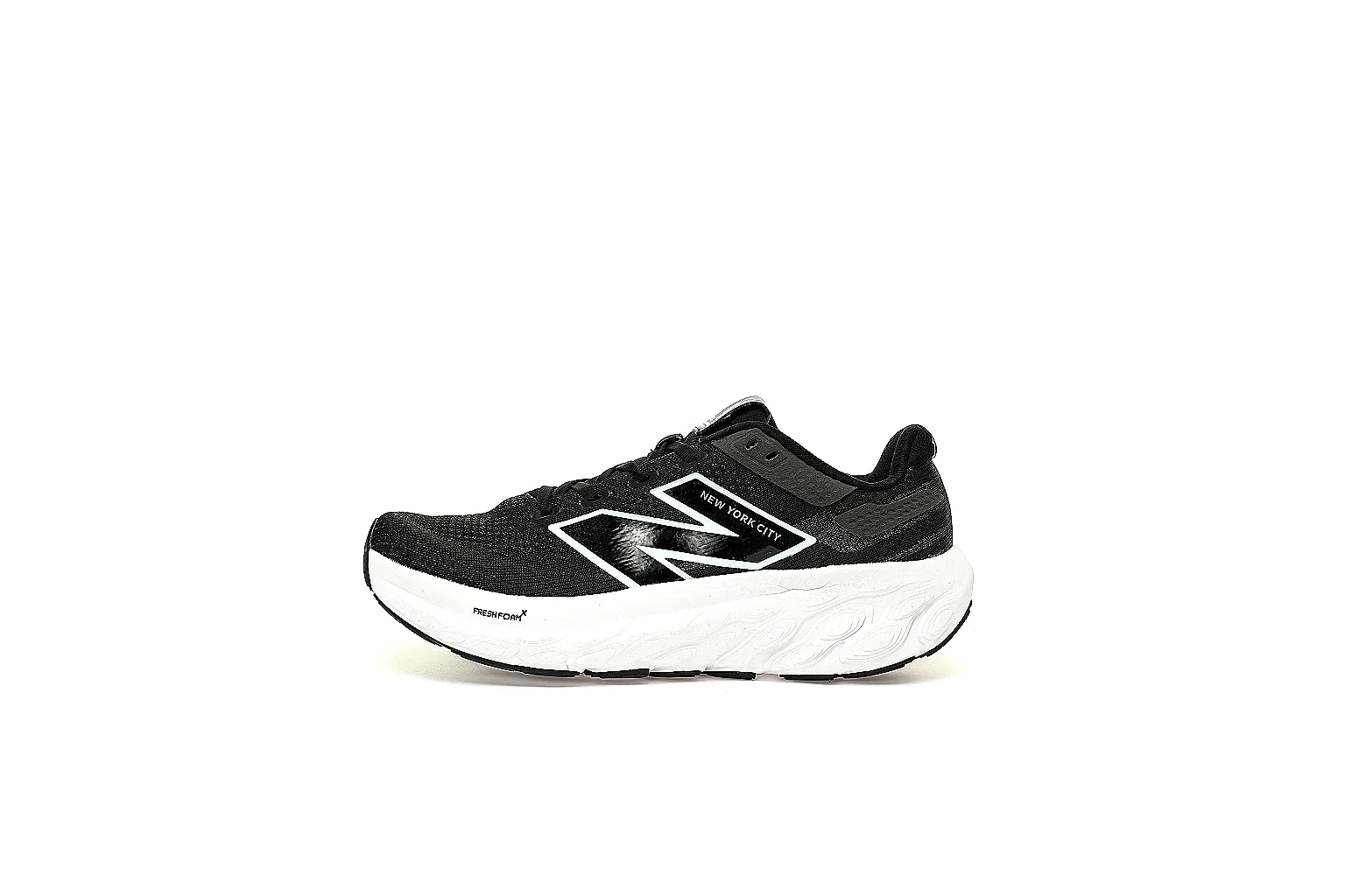 Kako QC Lab inspection photos for New Balance Black Retro Runner Sneaker