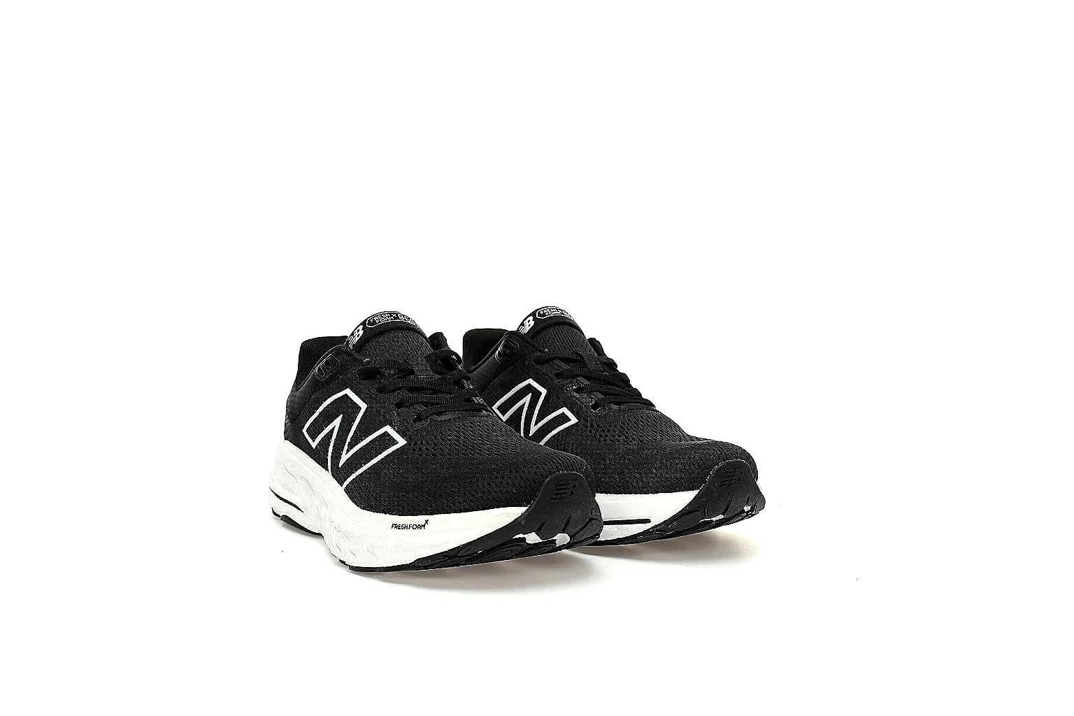 Kako QC Lab inspection photos for New Balance Black White Runner Sneaker thumbnail 4
