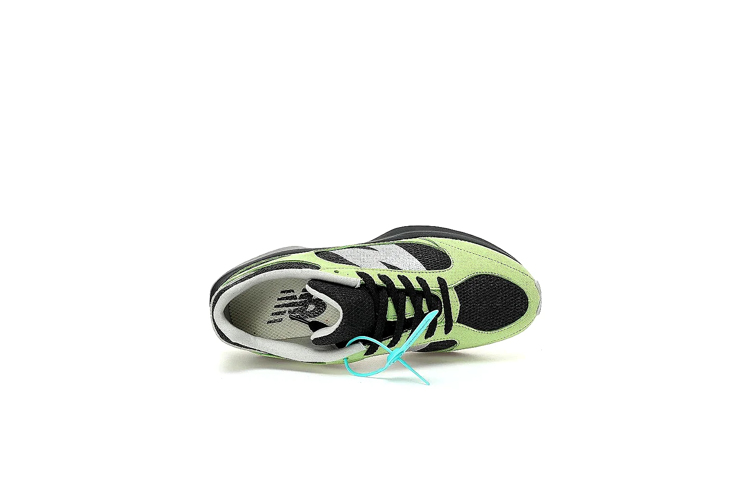 Kako QC Lab inspection photos for New Balance Green Black Trail Runner Sneaker
