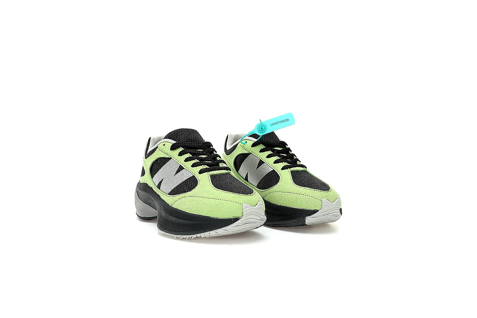 Kako QC Lab inspection photos for New Balance Green Black Trail Runner Sneaker thumbnail 4