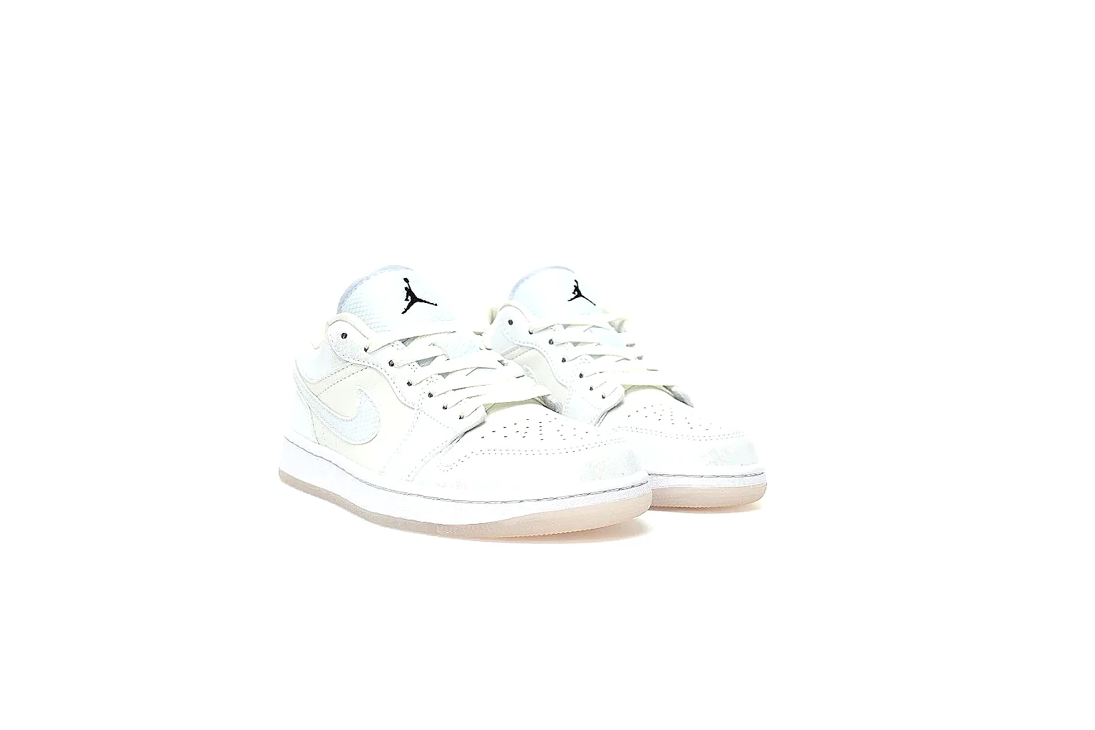 Kako QC Lab inspection photos for Nike All White Low Court thumbnail 4