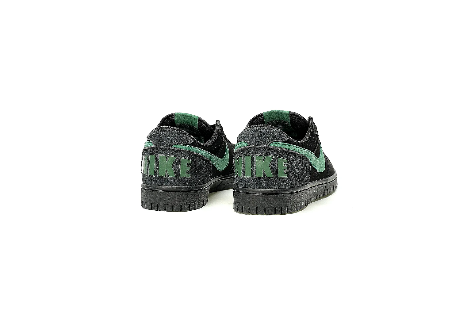 Kako QC Lab inspection photos for Nike Black Green Low Court Sneaker thumbnail 4