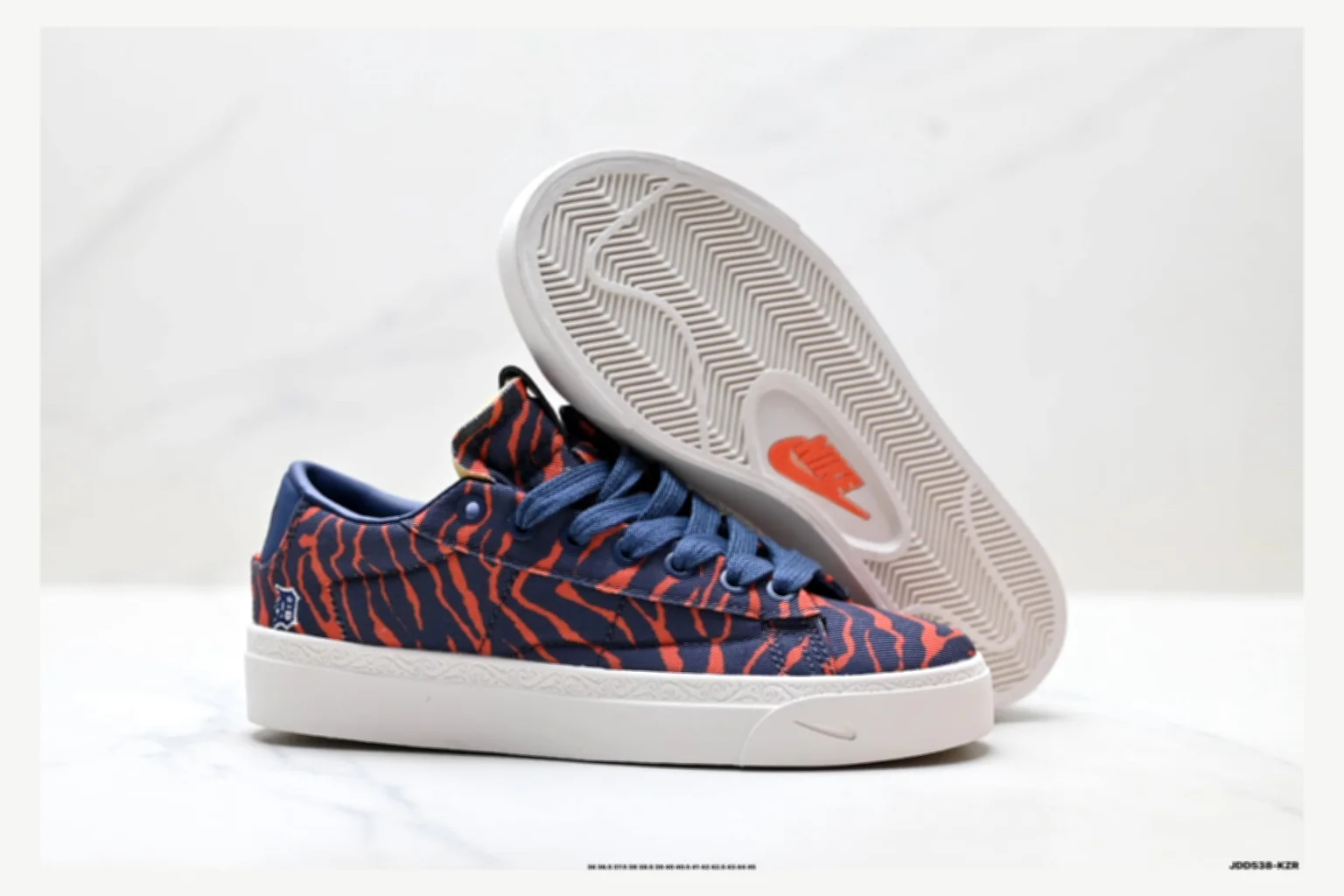 Nike Book Blazer Navy Red Pattern Low Top QC photo reference SKU 1182167492 thumbnail 3