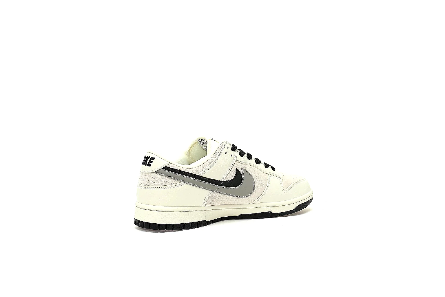 Kako QC Lab inspection photos for Nike Cream Black Premium Low Sneaker thumbnail 6