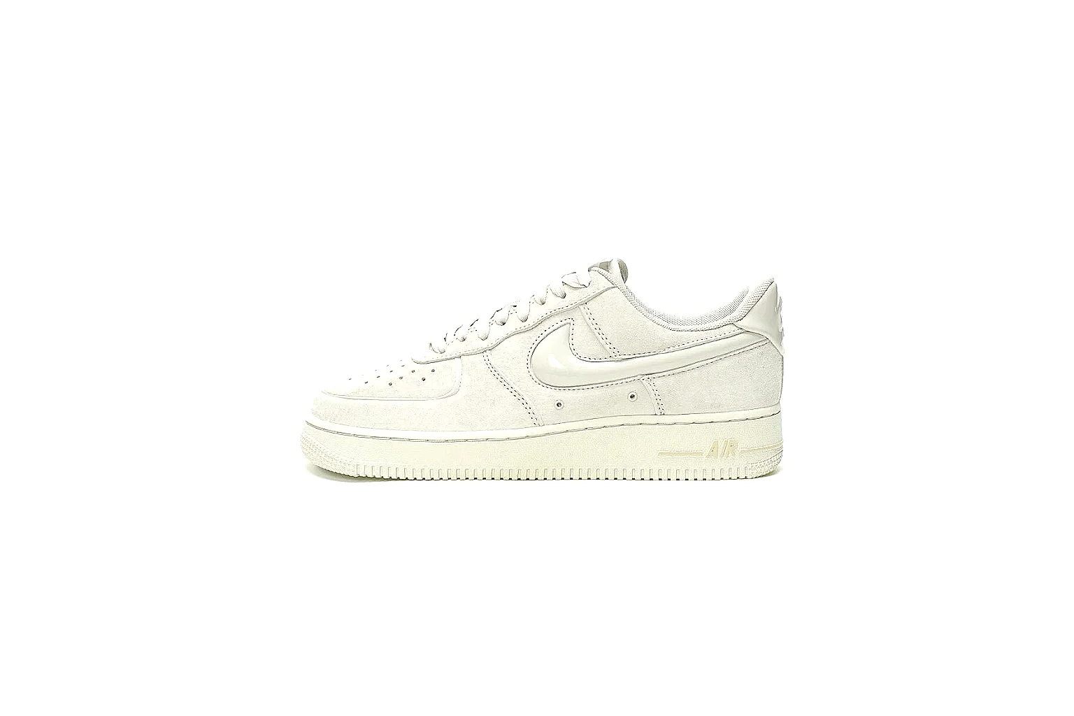 Kako QC Lab inspection photos for Nike Cream Low Court Sneaker