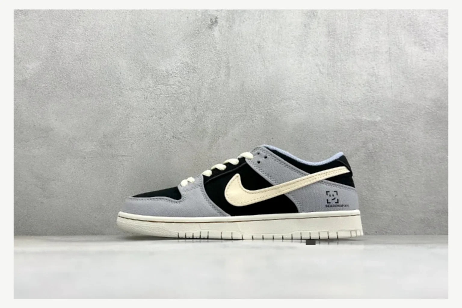 Nike Dunk Low Brown Cream Low Top QC photo reference SKU 1182167383