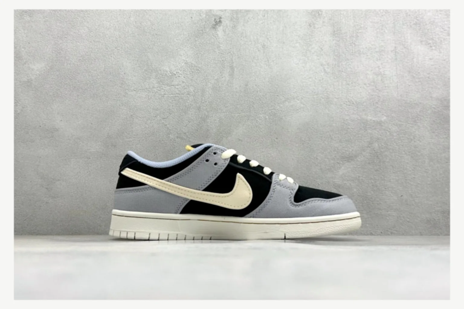 Nike Dunk Low Brown Cream Low Top QC photo reference SKU 1182167383 thumbnail 5