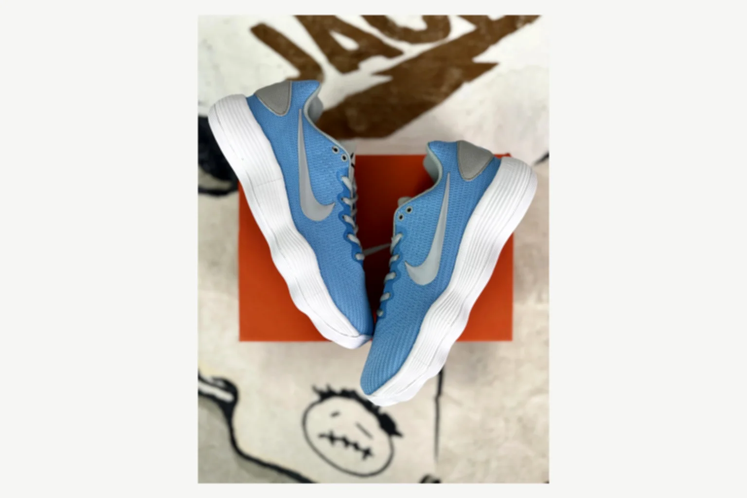 Nike Hyperdunk 2017 White Blue High Top QC photo reference SKU 1194923928 thumbnail 4
