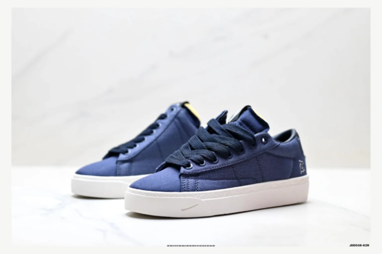 Nike Navy Blue Low Top Sneaker QC photo reference SKU 1182167500 thumbnail 2