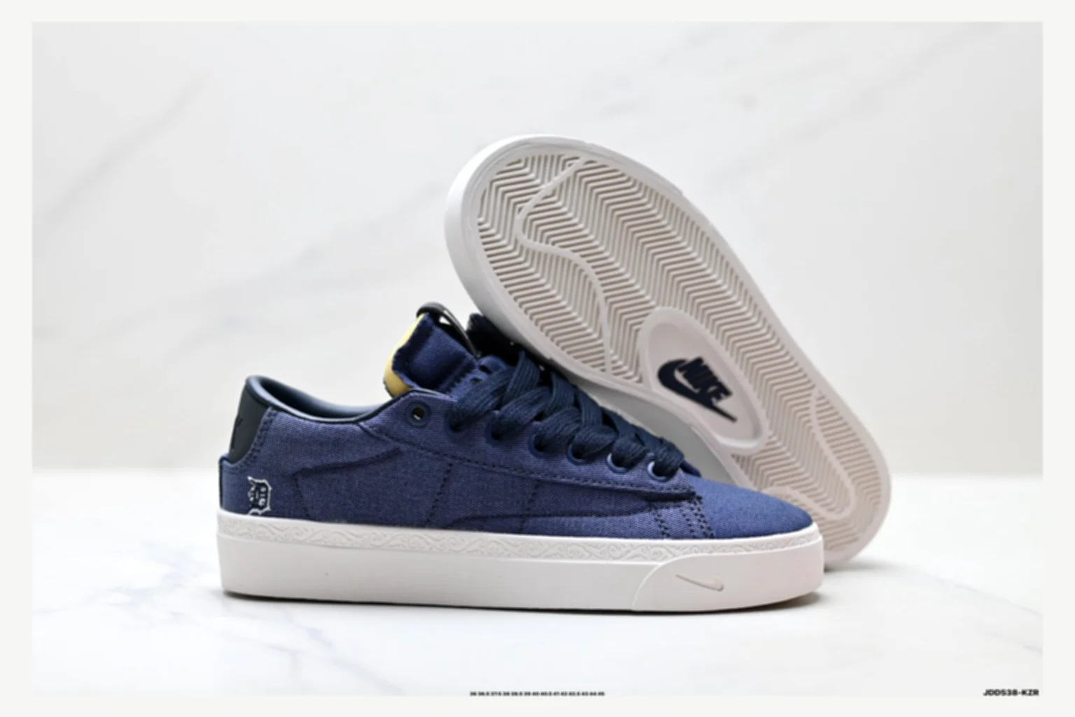 Nike Navy Blue Low Top Sneaker QC photo reference SKU 1182167500 thumbnail 3