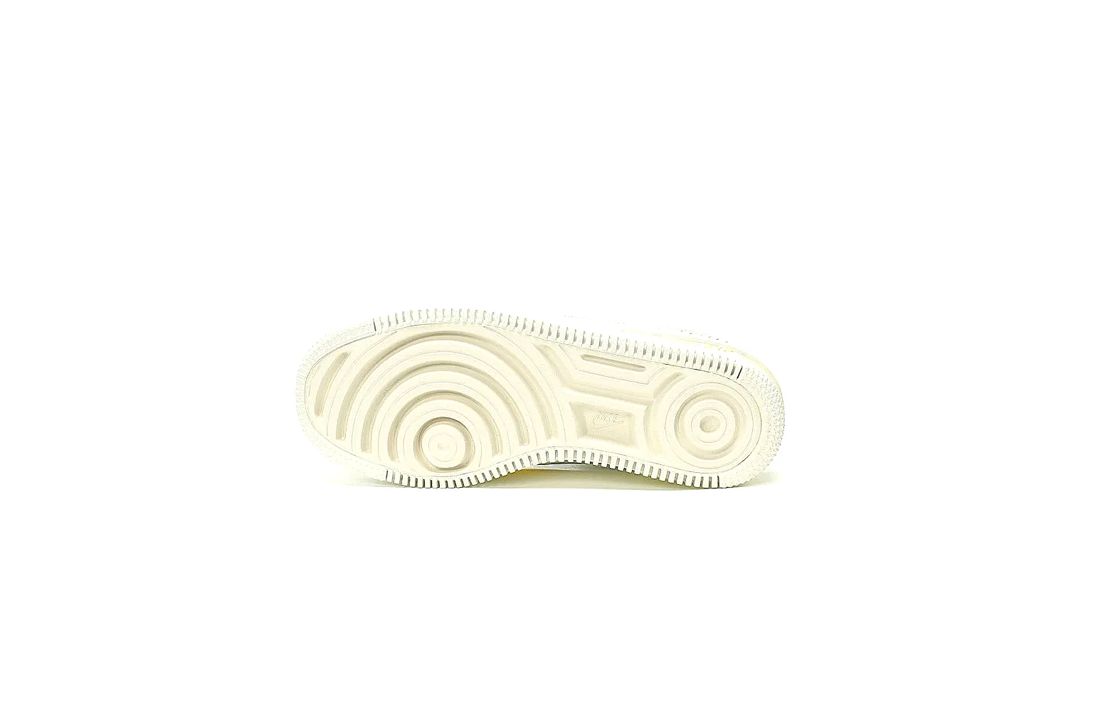 Kako QC Lab inspection photos for Nike Pale Yellow Low Court Sneaker thumbnail 2