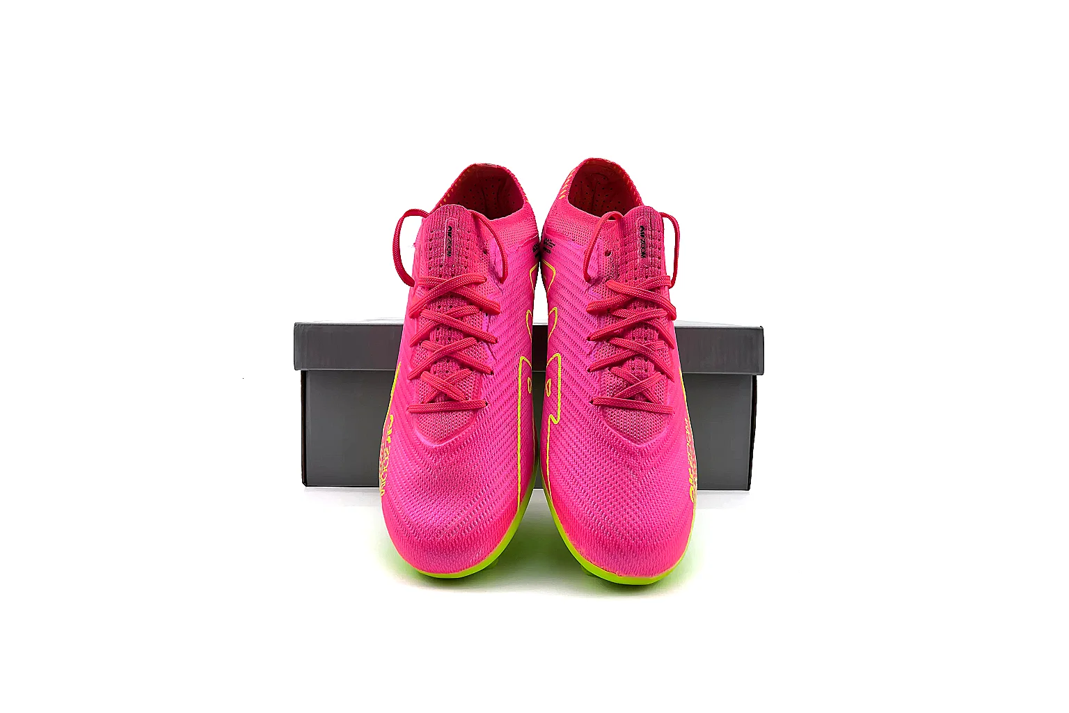 Kako QC Lab inspection photos for Nike Pink Green Runner thumbnail 3
