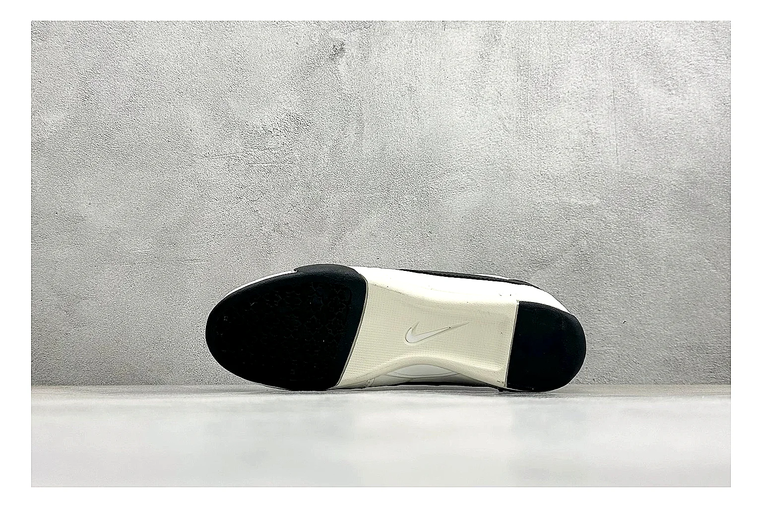 Nike Sprint Sister White Black QC reference photo showing white retro-runner upper, black Swoosh contrast, slim low-top profile, and light casual sole thumbnail 3