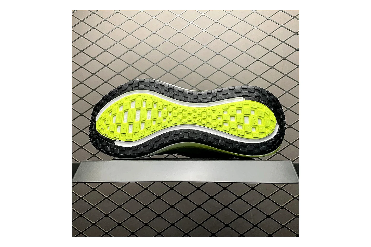 Nike Vomero Plus Volt White QC photo showing white volt vomero plus runner with mixed upper and runner shape thumbnail 3