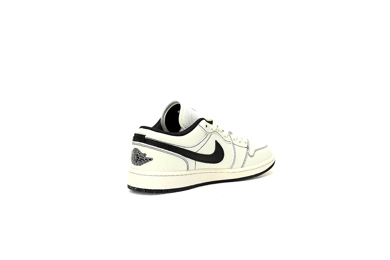 Kako QC Lab inspection photos for Nike White Black Low Court Sneaker thumbnail 6