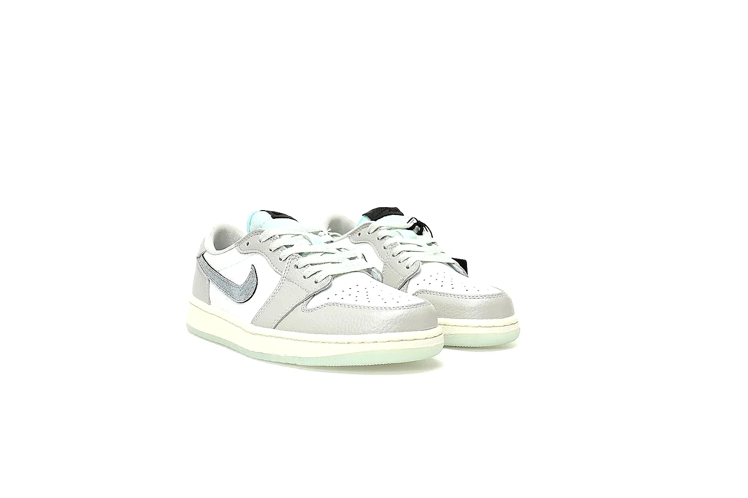 Kako QC Lab inspection photos for Nike White Green Low Court thumbnail 4