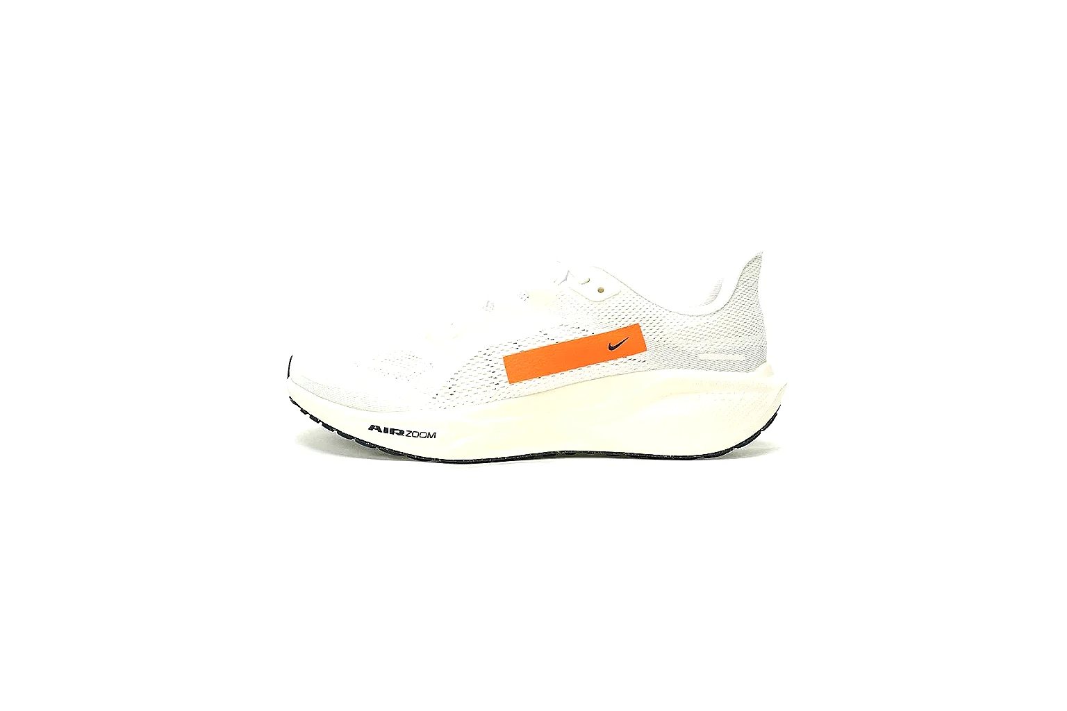 Kako QC Lab inspection photos for Nike White Orange Runner Sneaker