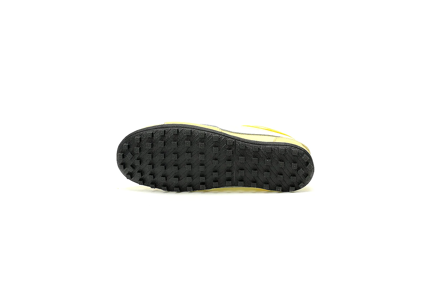 Kako QC Lab inspection photos for Nike Yellow Cortez Low Sneaker