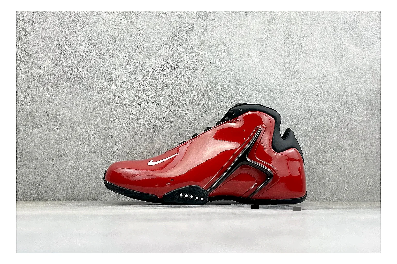 Nike Zoom Hyperflight Red QC reference photo showing red glossy basketball upper, streamlined shell, black detail lines, and sculpted court sole